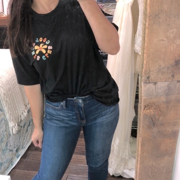 SHEIN Tops - SHEIN black graphic T-shirt size large cool aunts club